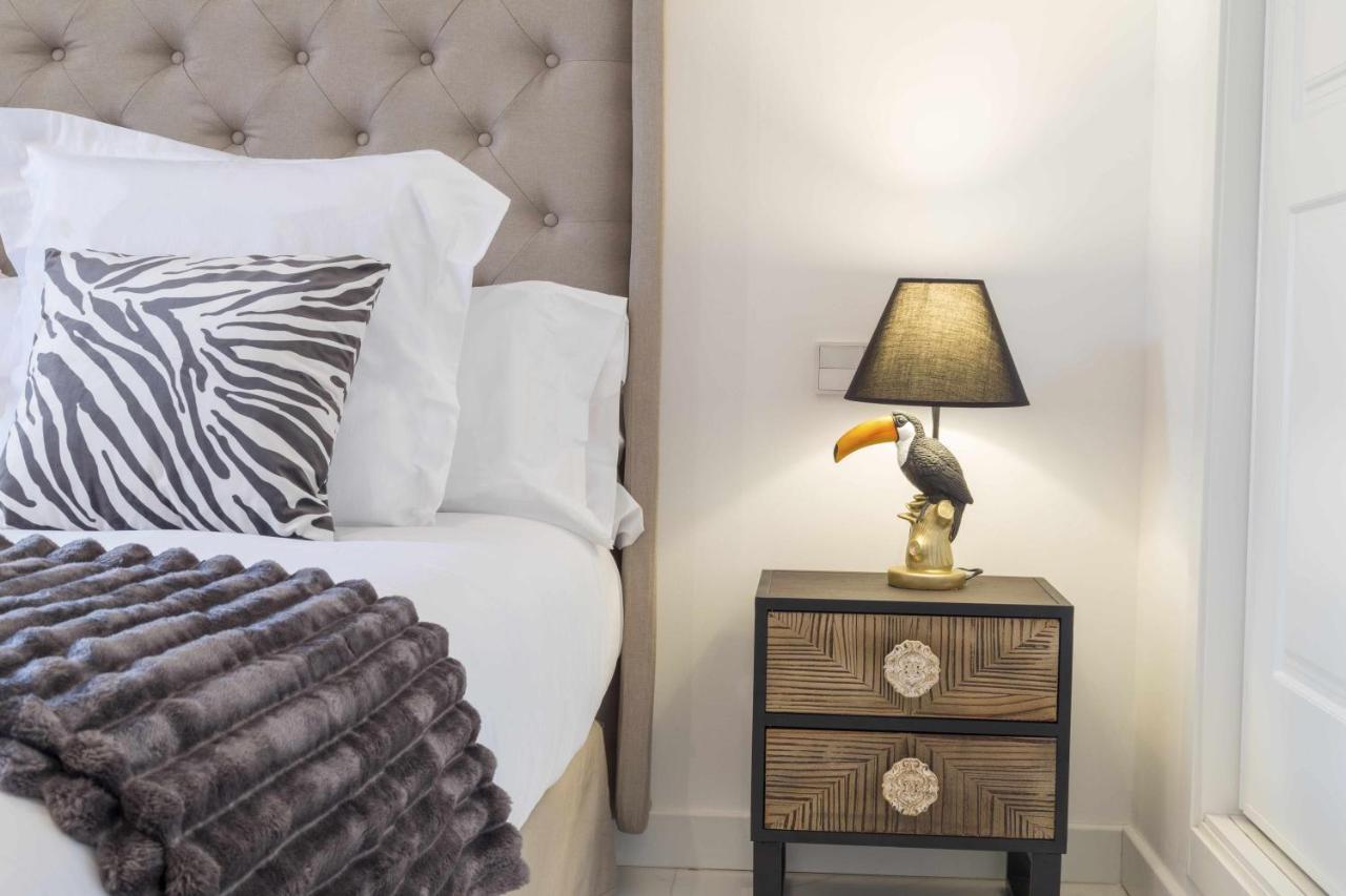 The Clock House Luxury Urban Suites 马拉加 客房 照片