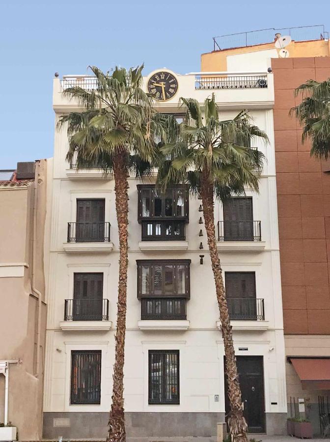 The Clock House Luxury Urban Suites 马拉加 客房 照片