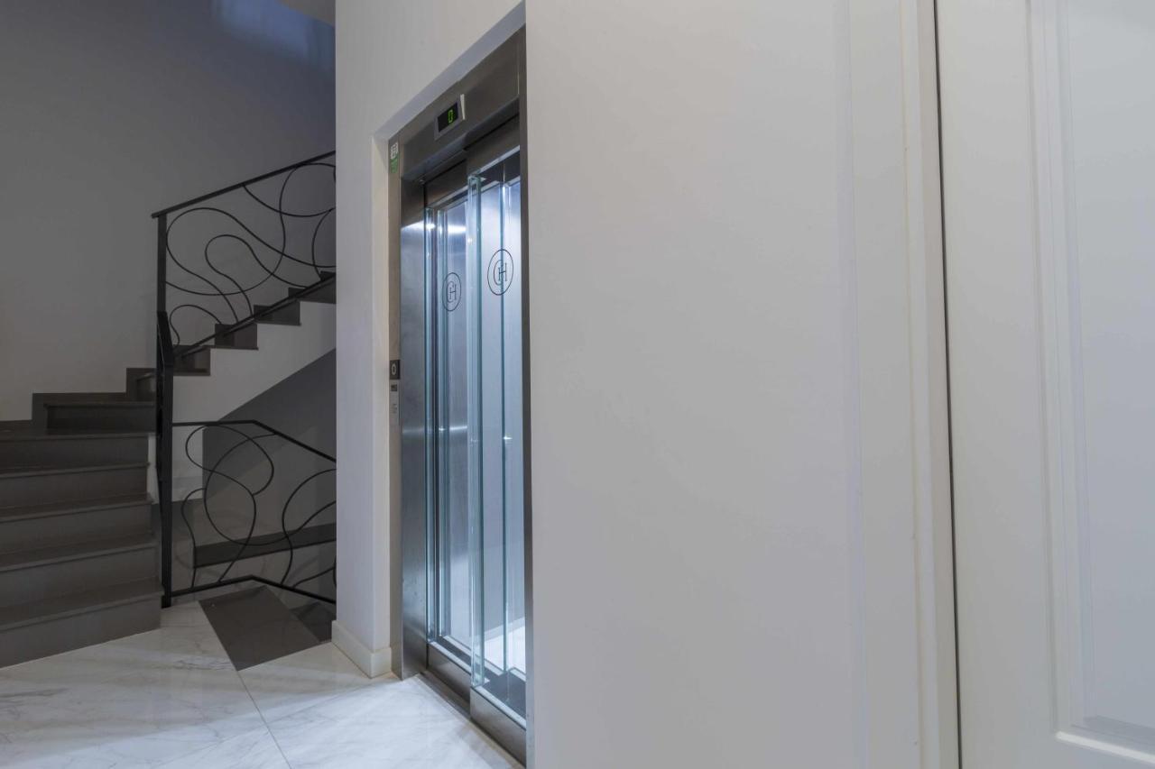 The Clock House Luxury Urban Suites 马拉加 外观 照片