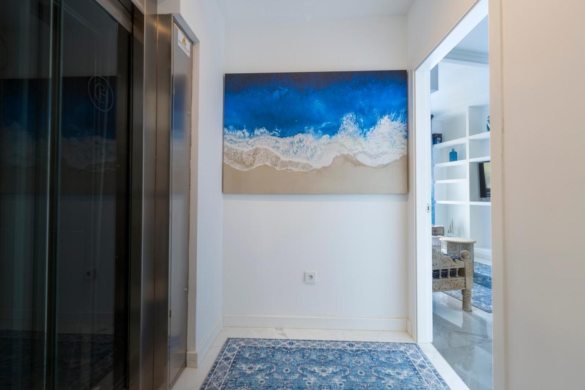 The Clock House Luxury Urban Suites 马拉加 外观 照片